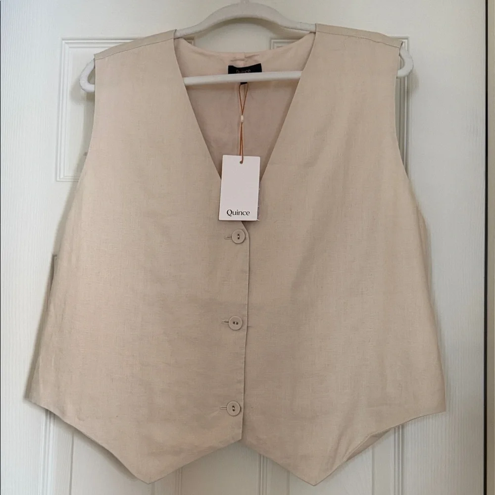 Quince Light Tan European Linen Vest - Picture 1 of 9